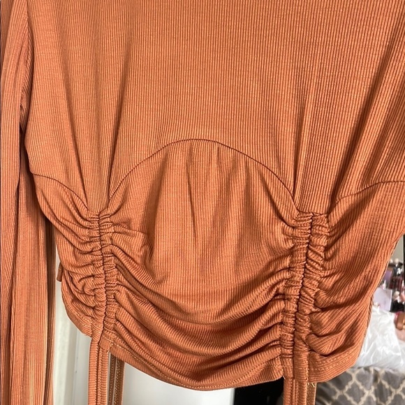 SHEIN light orange Fitted Ruched Blouse Large - Picture 5 of 8